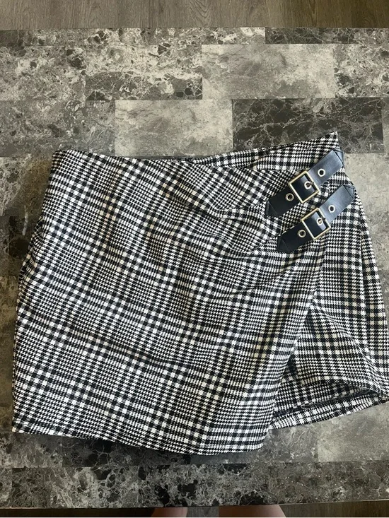 Windsor Black & White Plaid Wrap Mini Skirt with Buckle Straps - Picture 3 of 5
